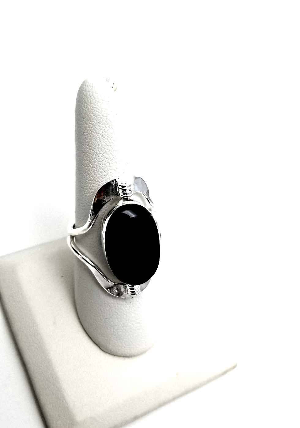 Lg Semi-Precious Stone Flip Ring