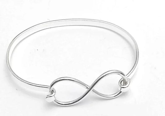 Infinity Petit Latch Bracelet