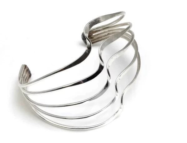 Wave Adjustable Bracelet