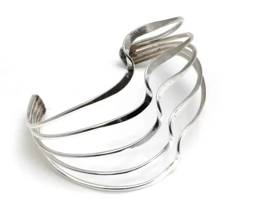 Wave Adjustable Bracelet